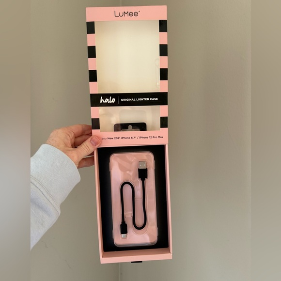 iPhone 12 Lumee case - Picture 3 of 6